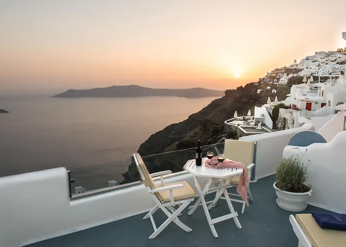 Pegasus & (adults Only) 5* Imerovigli (Santorini)