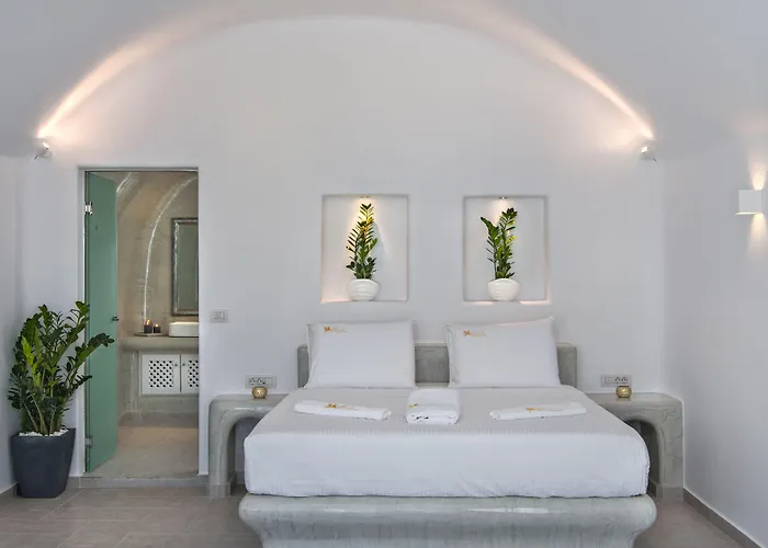 Pegasus & (adults Only) Imerovigli (Santorini)